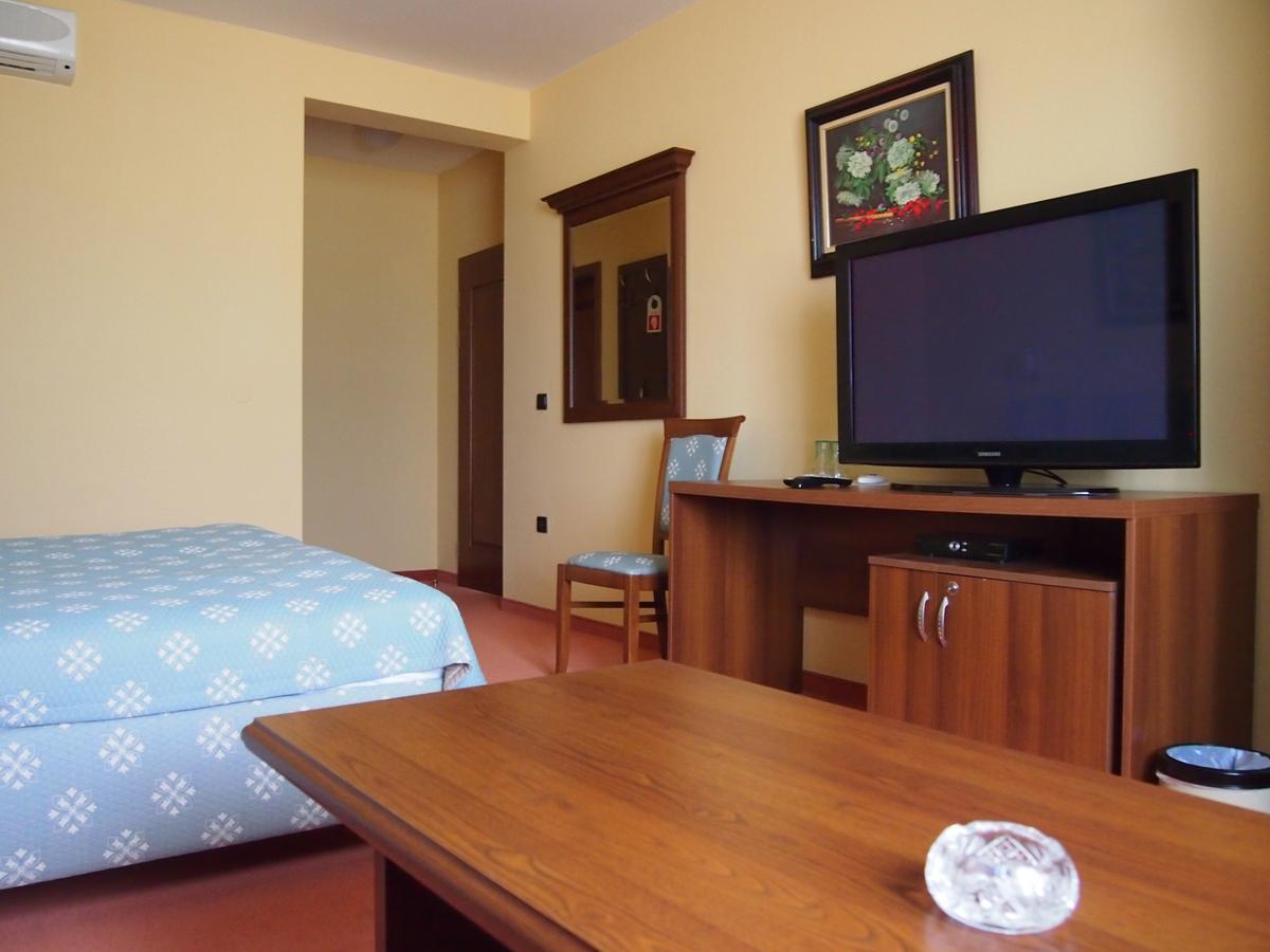 Casino Admiral Velenice - Gmuend Ceske Velenice Room photo